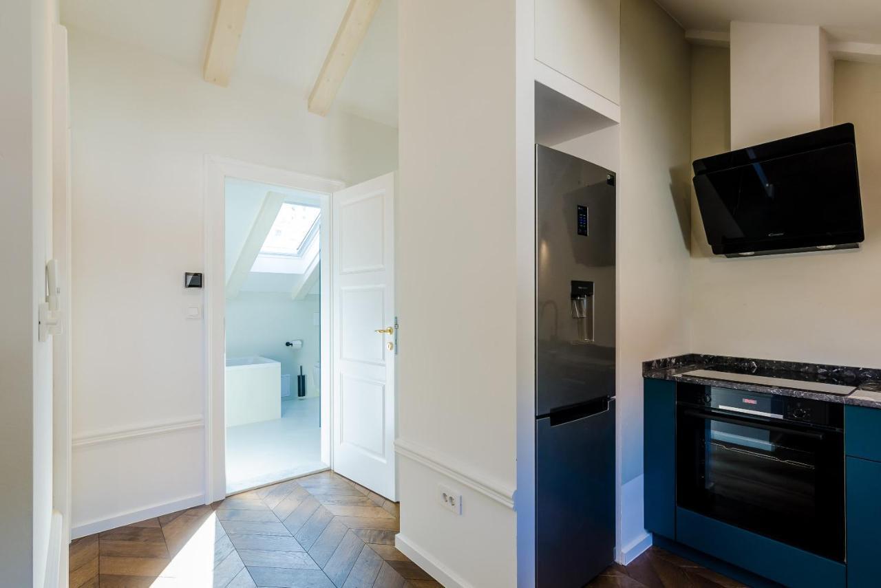 Roma Apartment *